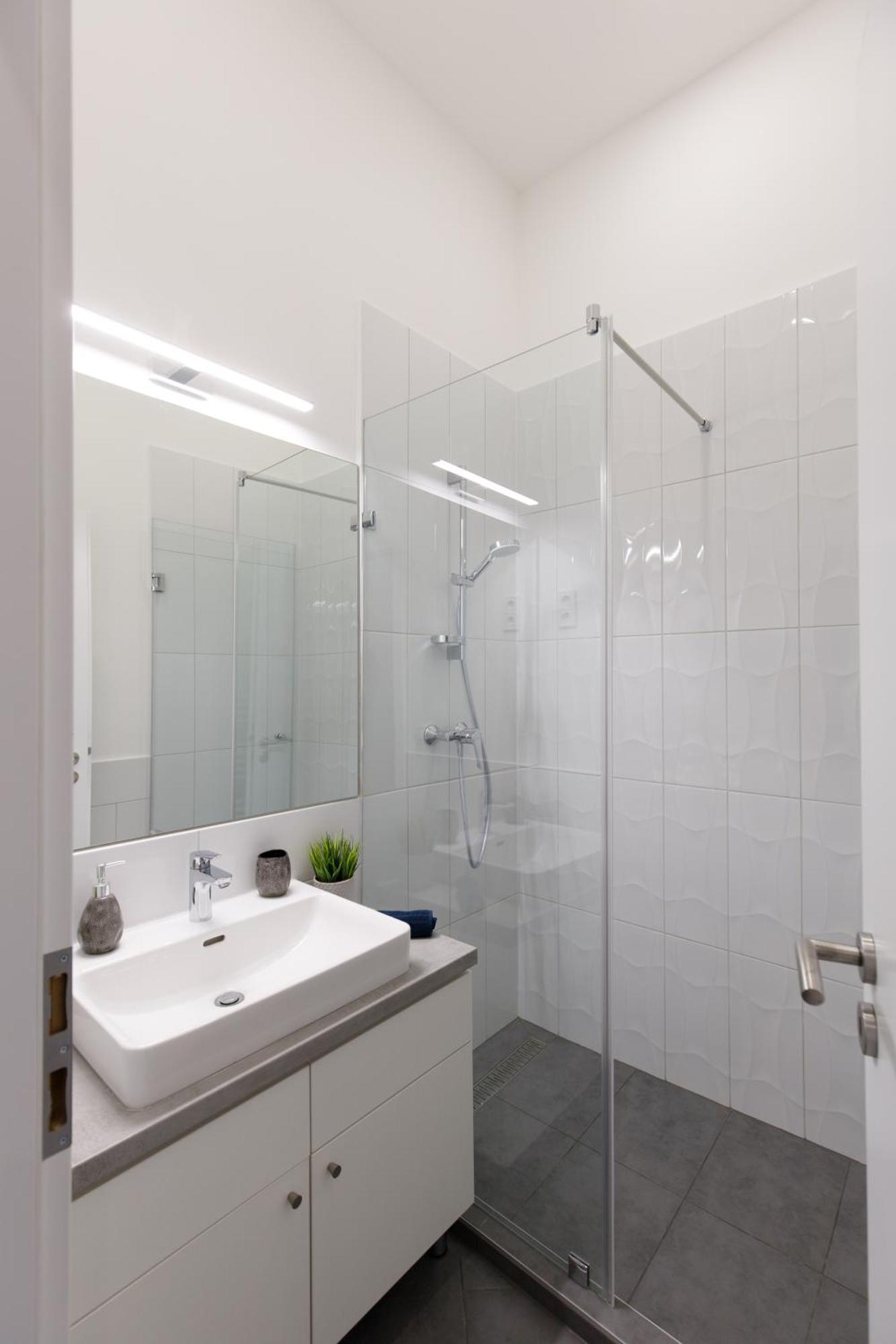 Central City Apt In The Jewish Quarter With Free Parking Boedapest Buitenkant foto