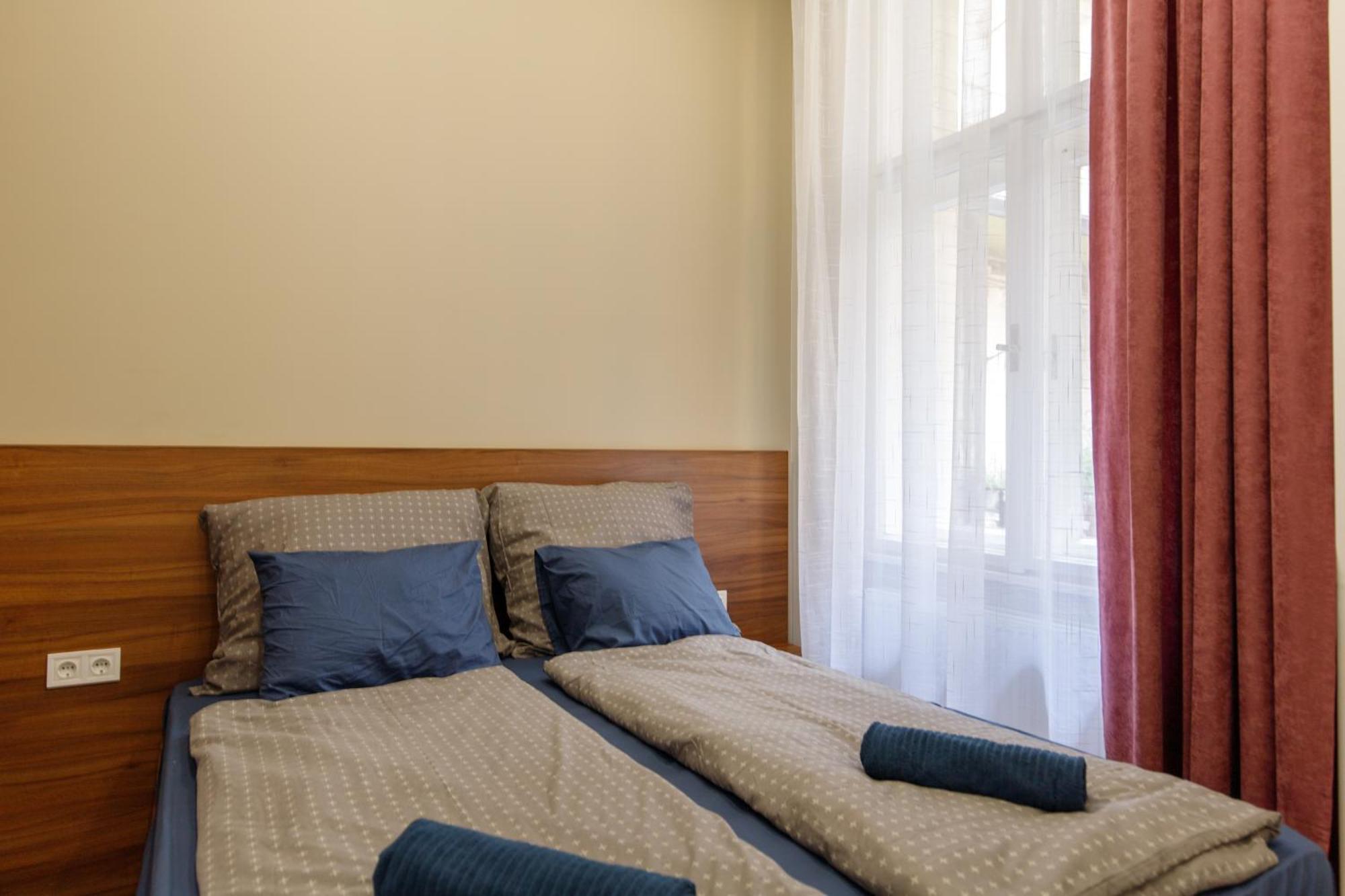 Central City Apt In The Jewish Quarter With Free Parking Boedapest Buitenkant foto