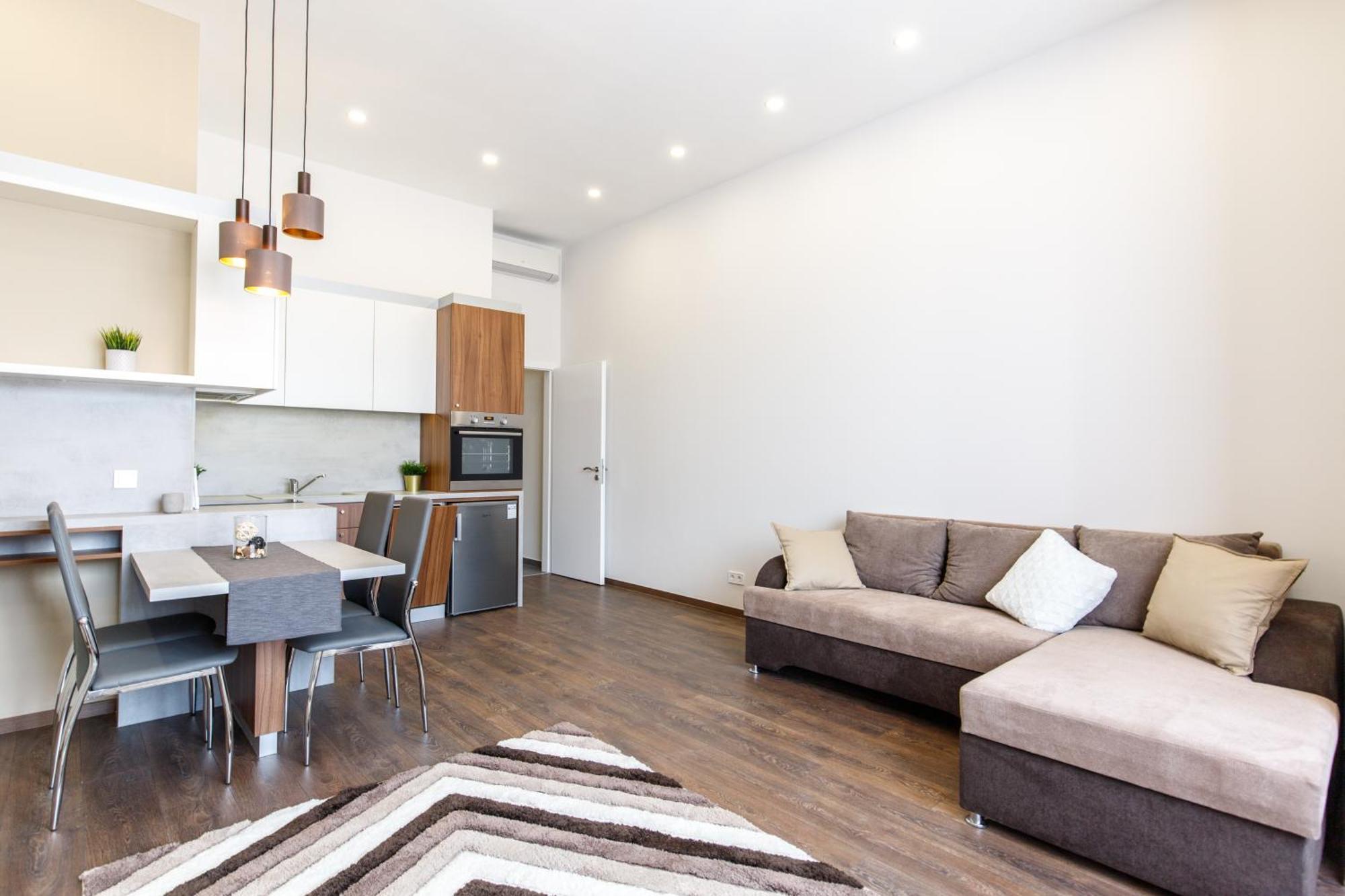 Central City Apt In The Jewish Quarter With Free Parking Boedapest Buitenkant foto